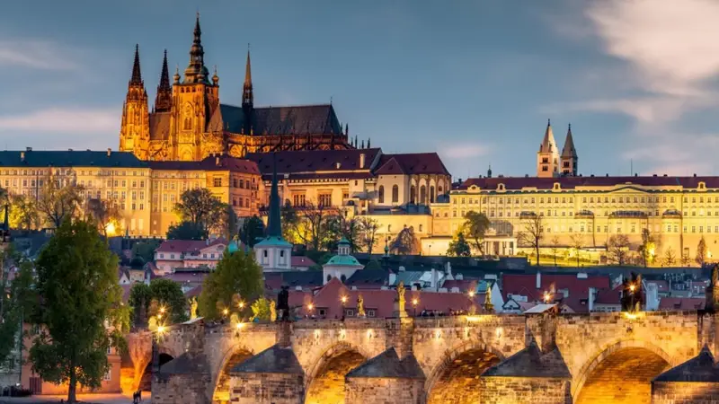 Pražský hrad a Zlatá ulička